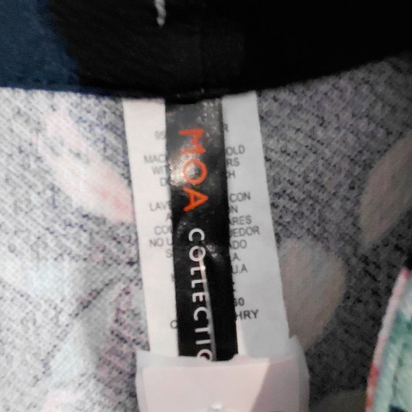 MOA USA Floral Teddy Jacket - Black, Pink, Blue - Picture 5 of 12